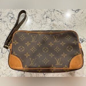 Authentic LOUIS VUITTON Monogram Canvas Leather Clutch Bag